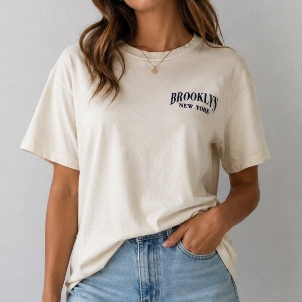 House of Cotton Brooklyn New York Graphic T-Shirt XL Cream Navy Blue Skyline Tee